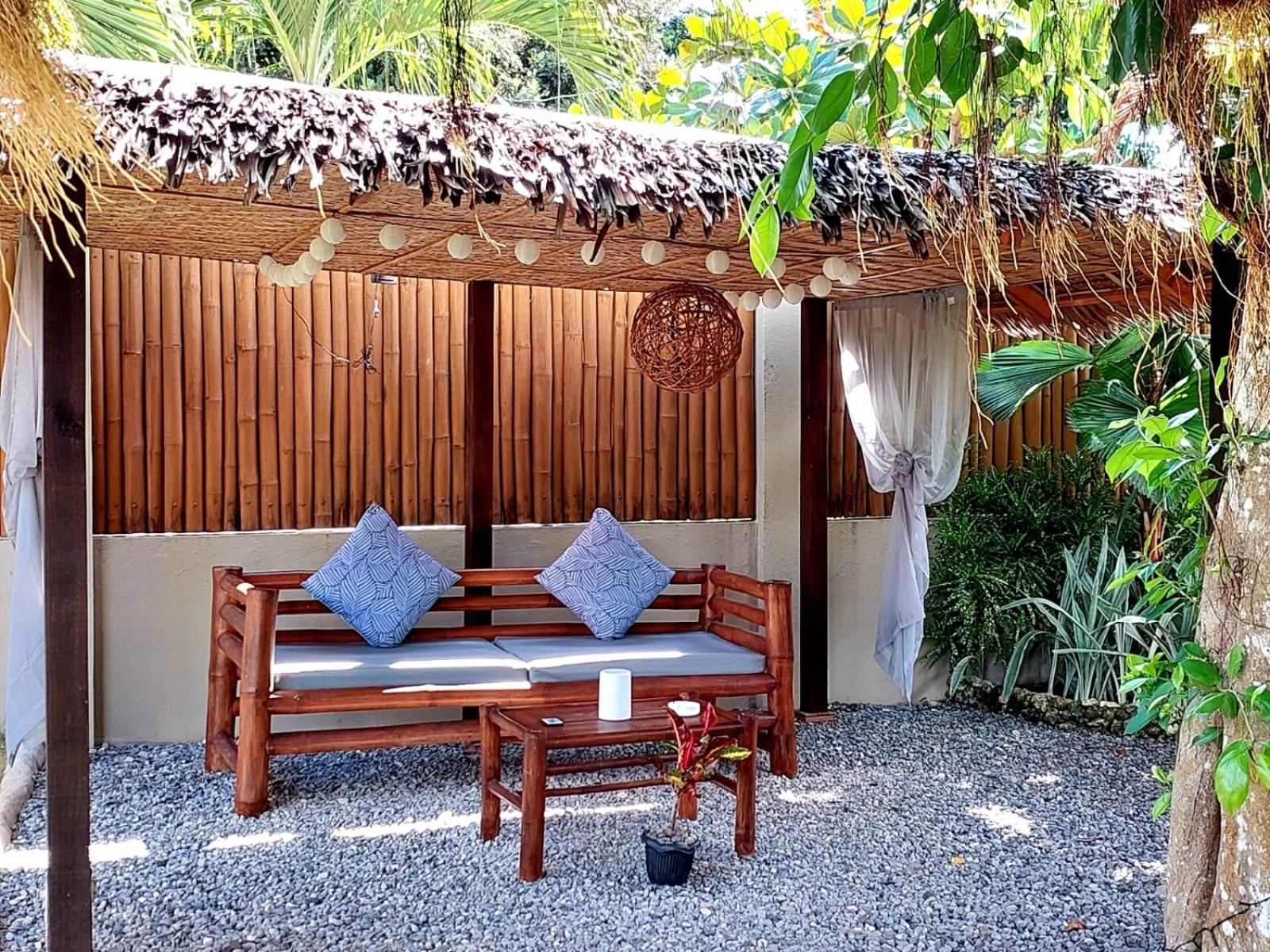 Halamanan Residences Panglao Luaran gambar